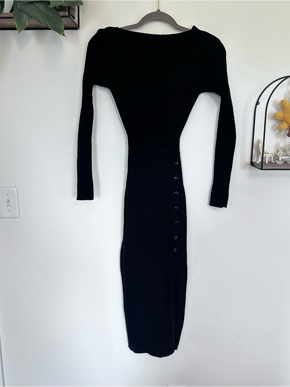 NWT Windsor Black Ribbed Long Sleeve Cut Out Button Side Bodycon Midi Dress Lrg
